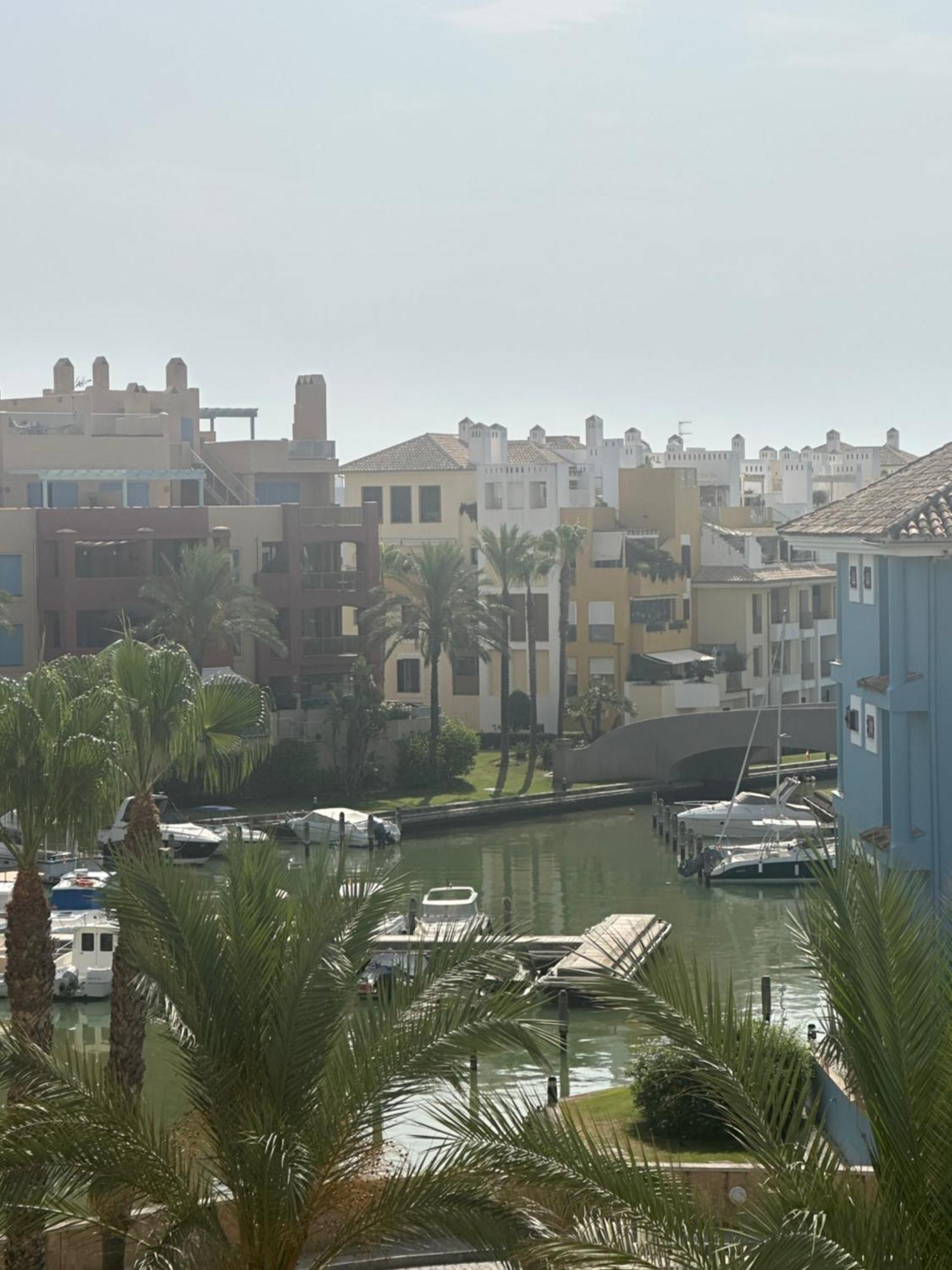 Sotogrande Marina Beach Bagian luar foto